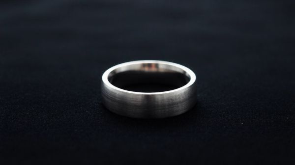 Top 5 raisons d'opter pour une bague en acier inoxydable